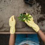 Gardening gloves