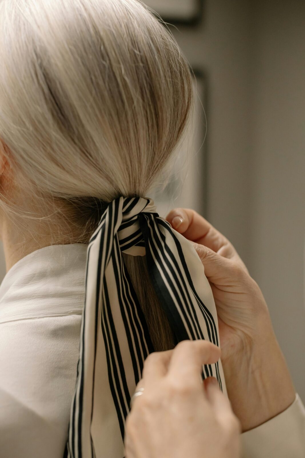 Ponytail Scarf Knot