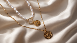 Layered Necklaces Mastery for Women: How to Stack 3-5 Chains Perfectly for Boho, Minimalist, or Glam Looks in Every Season