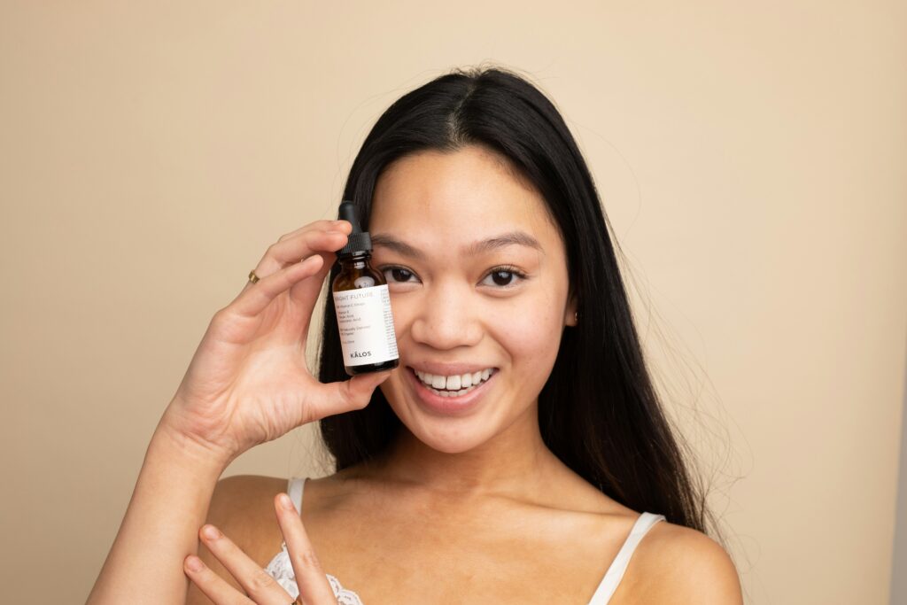 The Lazy Girl's Guide to Clear Skin: Minimal Steps, Maximum Results