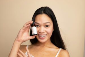 The Lazy Girl's Guide to Clear Skin: Minimal Steps, Maximum Results