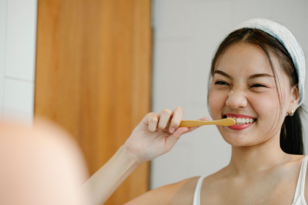 Dentist-Recommended Dental Essentials 2026: 25 Must-Have Products for a Healthier Smile
